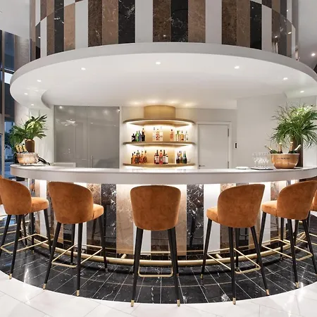 Eurostars Universal 5* Lissabon