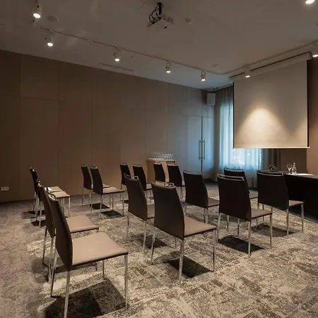 Eurostars Universal 5* Lissabon