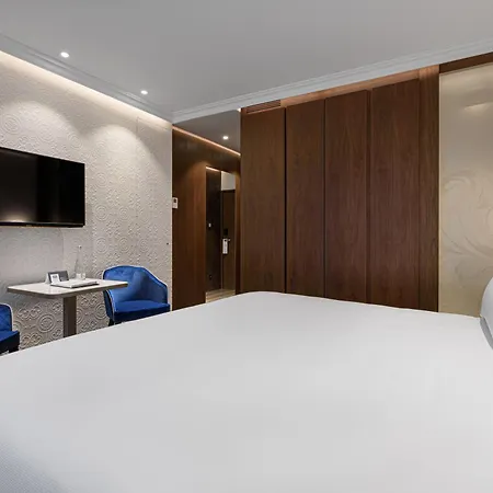 Eurostars Universal 5* Lissabon
