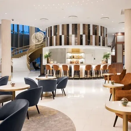 Hotel Eurostars Universal 5*