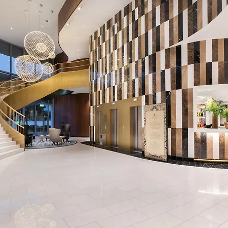 فندق Eurostars Universal 5*