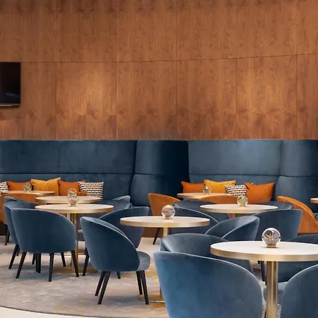 Eurostars Universal